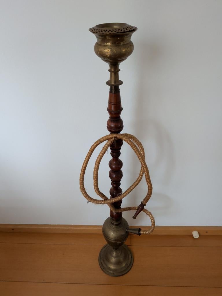 Antieke Arabische waterpijp (hookah) van koper en hout, Ophalen