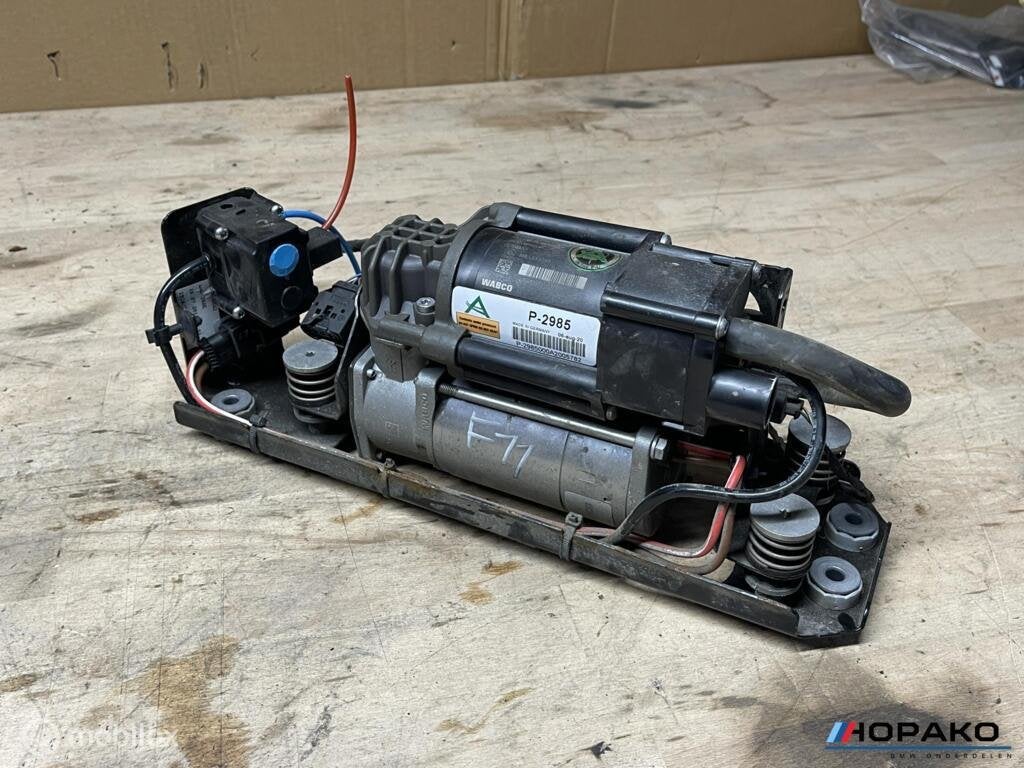 Luchtvering compressor BMW 5 serie F11, Auto-onderdelen, Gebruikt, Einsteinlaan 5 rijswijk, Bmw, Ophalen of Verzenden