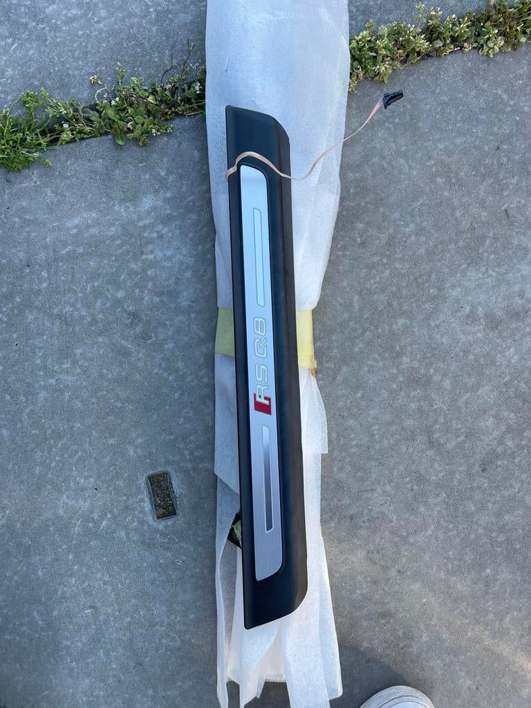 Audi RSQ8 instaplijsten LED origineel NIEUW set 4 stuks, Auto-onderdelen, Nieuw, Voor, Deur, Audi