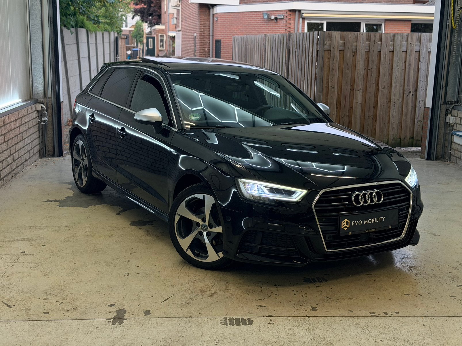 Audi A3 35TFSI | 2x S-Line | PANO | VIRTL |S-TRONIC|DYNM LED, Auto's, Dealer onderhouden, Stof, 1498 cc, 4 cilinders