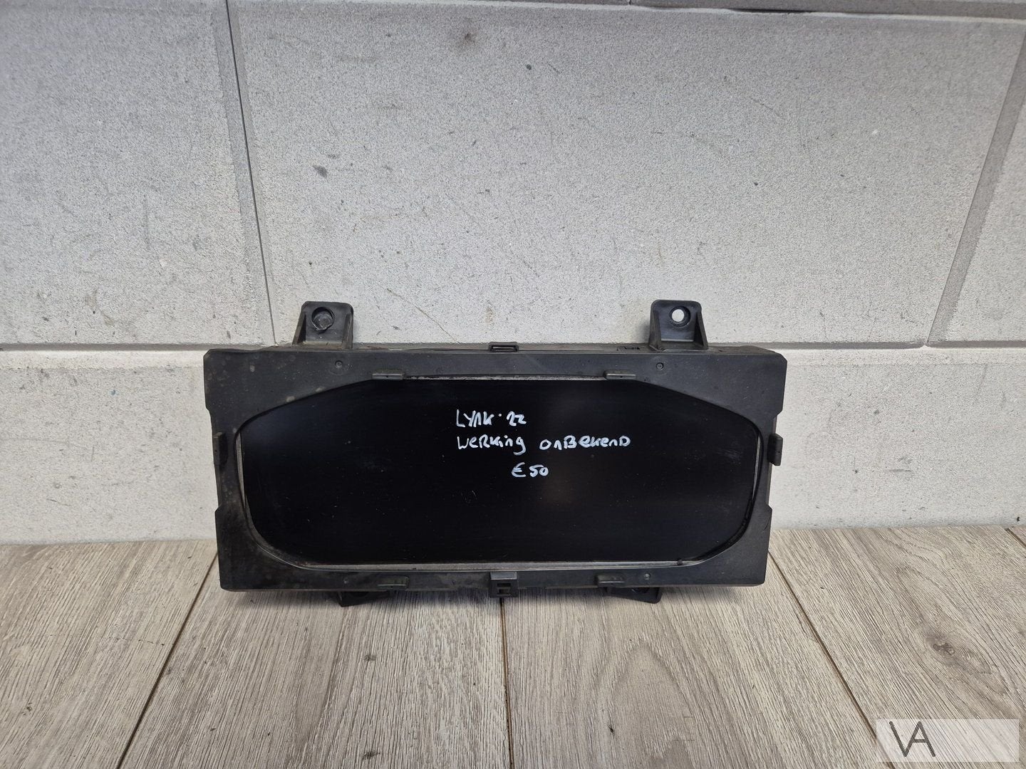 Lynk & co 01 2020 - 2025 cockpit tellerklok 8892280194 €50, Gebruikt, -, Overige automerken, -