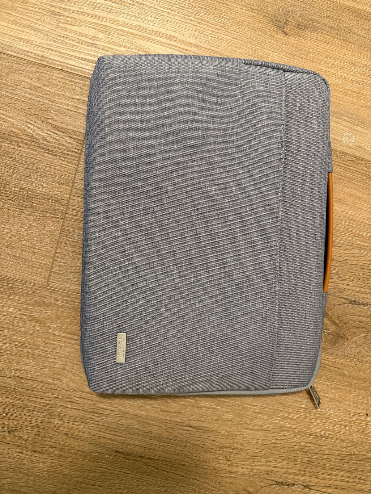 Laptophoes 13,3-14 inch - Grijs, Computers en Software, Laptophoezen, Ophalen of Verzenden, 14 inch, Zo goed als nieuw