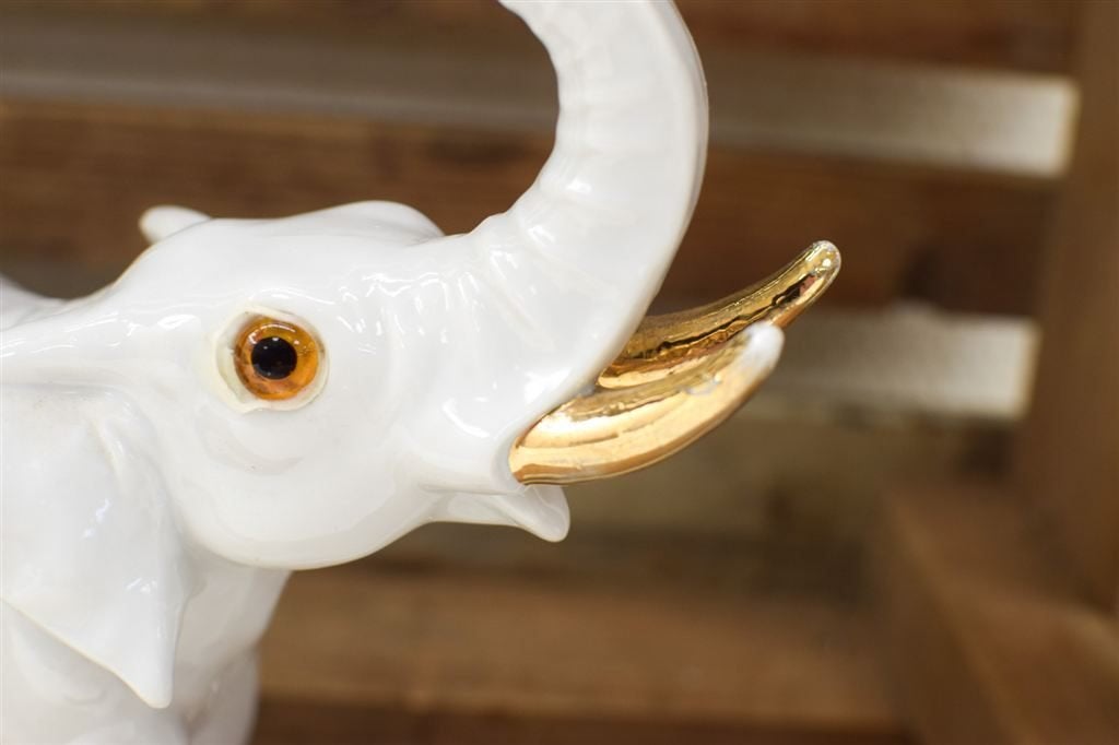 Porseleinen Olifant als Parfumlampje 47439, Ophalen of Verzenden, Gebruikt