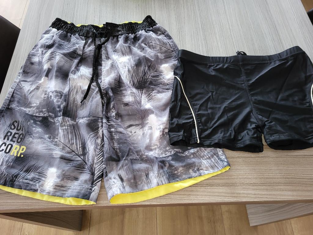 3 zwembroeken en 2 duikbrillen, Maat 170, Ophalen of Verzenden, Zo goed als nieuw, Zwem-accessoire