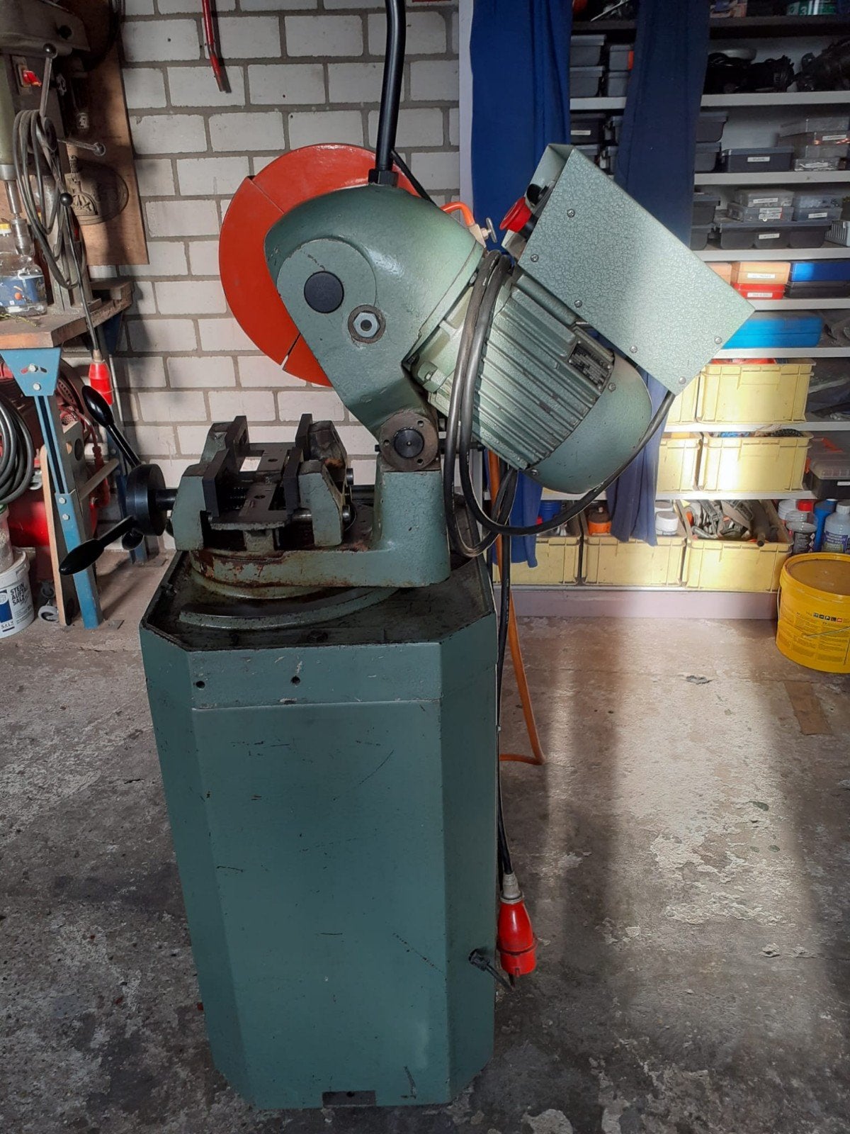 Huvema HU 250 CK Afkortzaag Metaal - Nette Staat, Ophalen, Gebruikt, 70 mm of meer, Huvema
