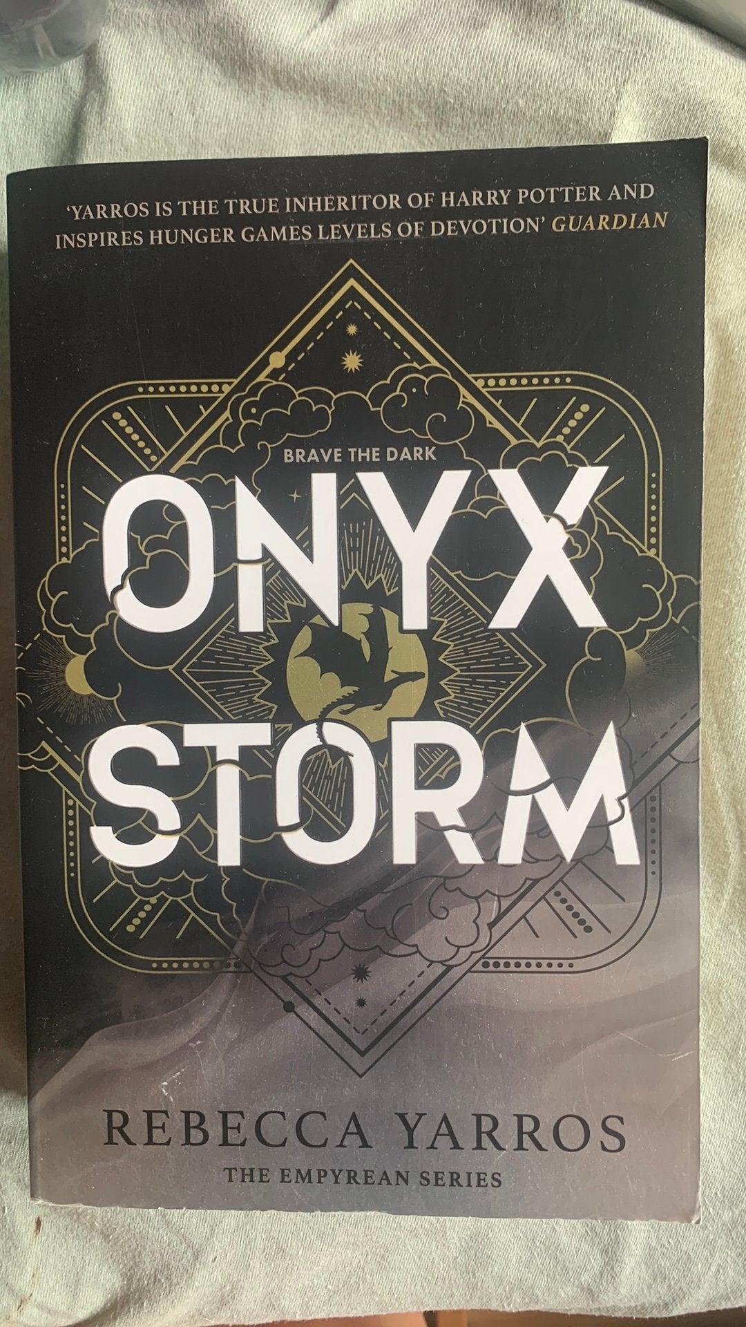 Onyx Storm, Ophalen of Verzenden, Gelezen, Fictie