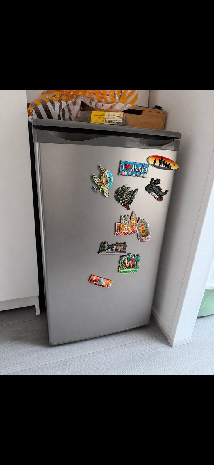 Compacte koelkast met vriesvak - Ideaal voor kleine ruimtes, Ophalen, Gebruikt, Minder dan 85 cm, Minder dan 75 liter