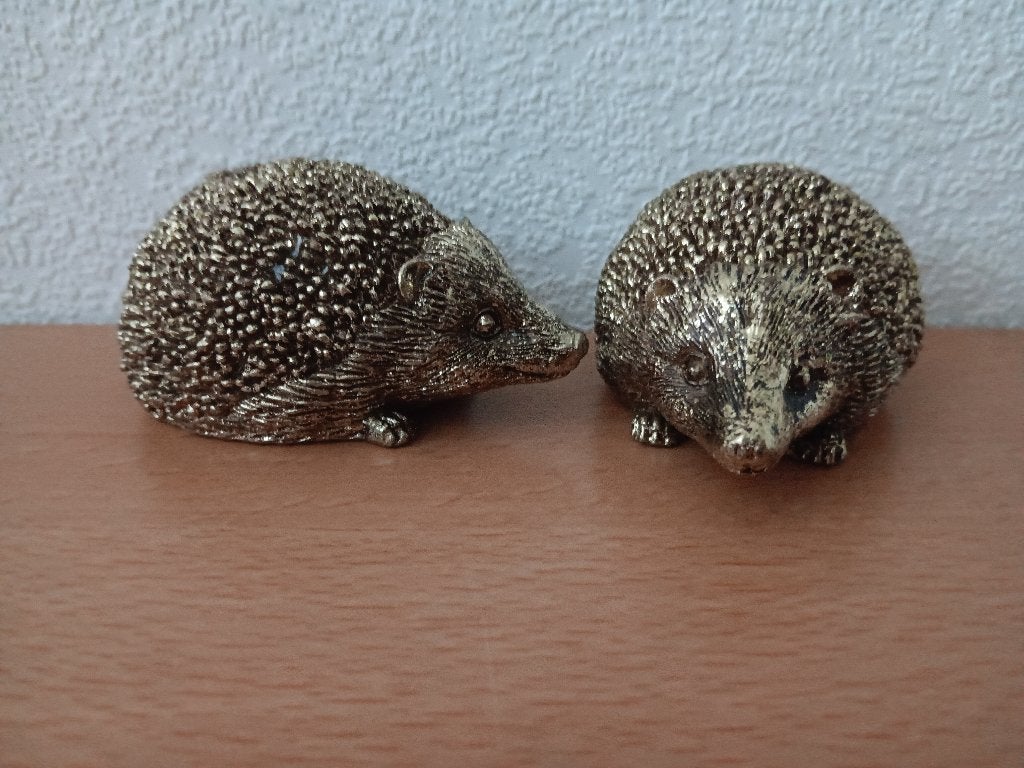 2 mooie degelijke metalen decoratie egeltjes, Ophalen, Zo goed als nieuw