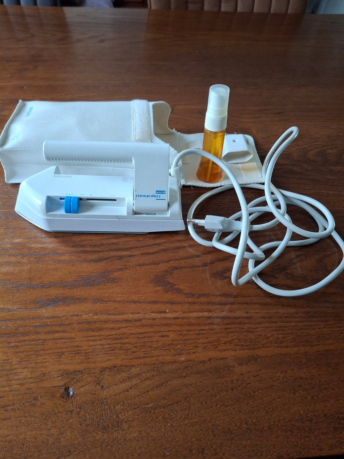 Philips HD 1302/B Reisstrijkijzer - Vintage en Compact, Ophalen of Verzenden