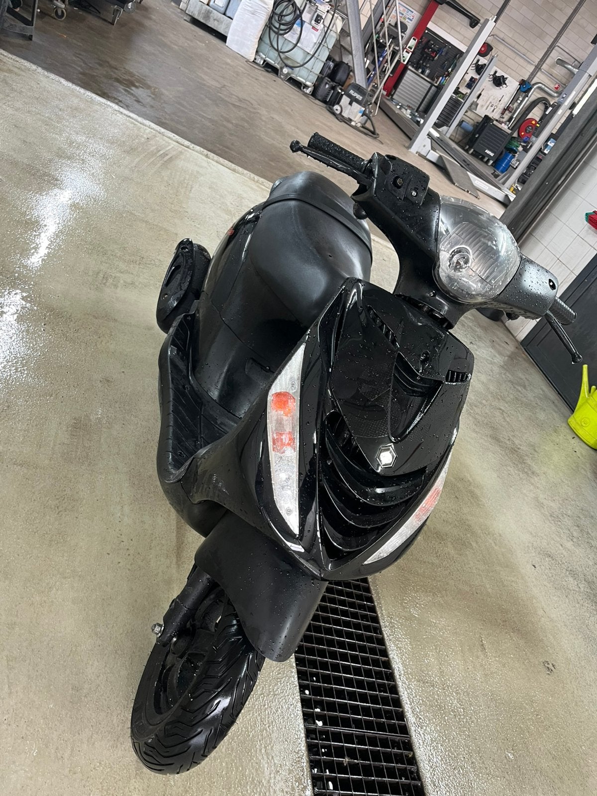 2000 Zip 80cc, Ophalen, Maximaal 45 km/u, Zip, Zo goed als nieuw