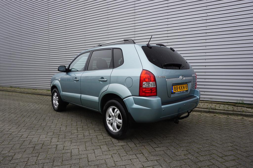 Hyundai Tucson 2.0i Style Executive Climate / Navi / Cruise, Auto's, Hyundai, Parkeersensor, Stof, Gebruikt, 4 cilinders