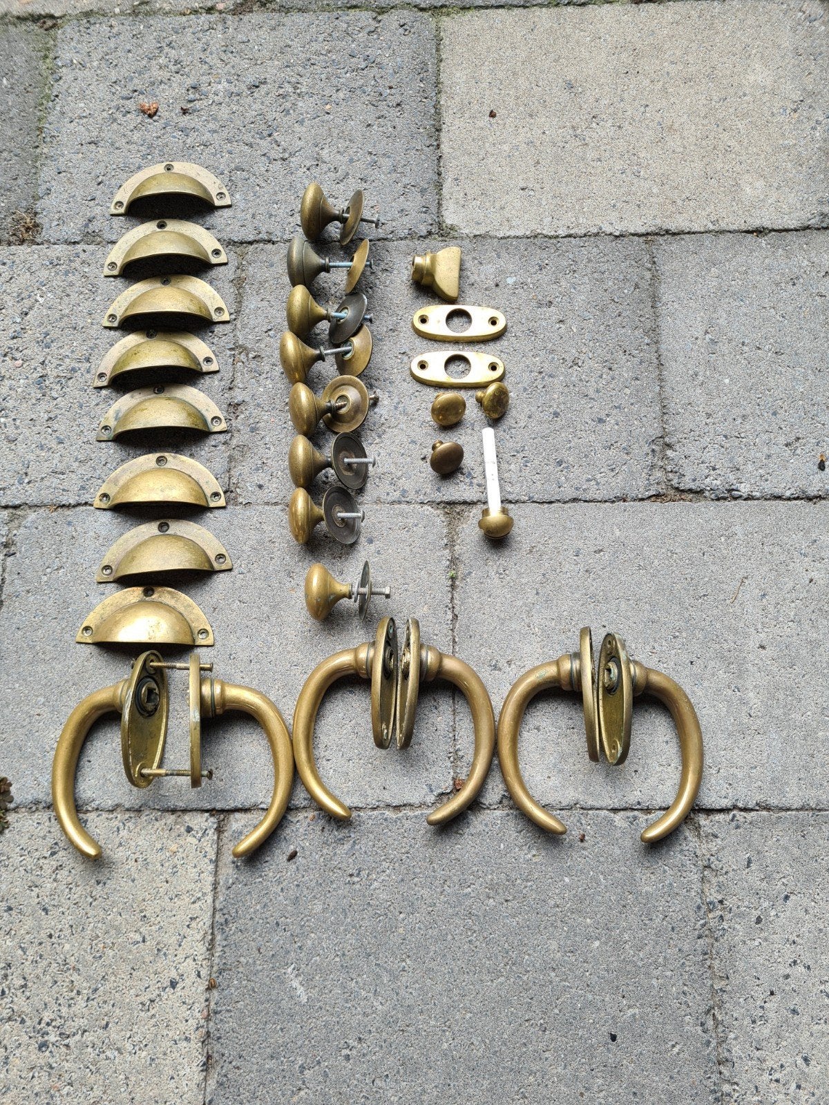 Diverse messing deurbeslag en komgrepen, Ophalen, Gebruikt, Koper of Messing, Klink of Kruk