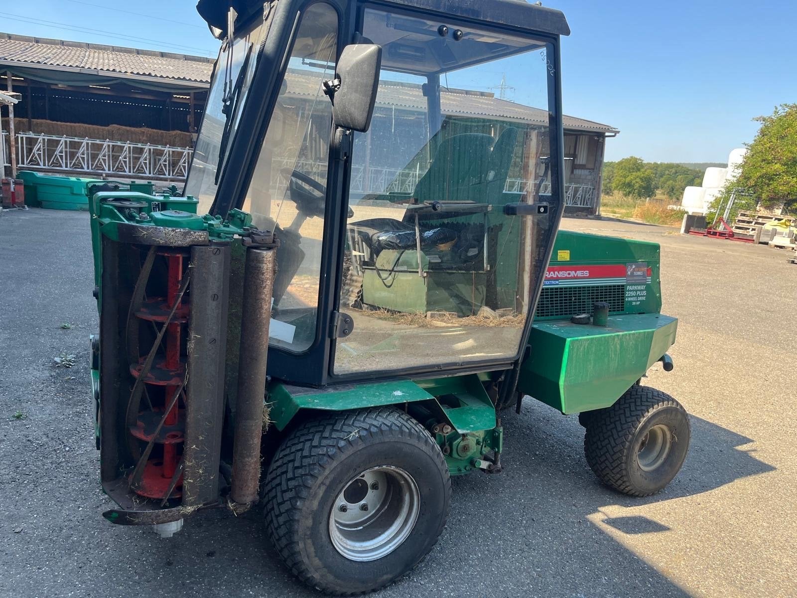 Ransomes Parkway 2250 Plus Kooimesmaaier 4WD 35HP, Kooimesmaaier, Ophalen, Gebruikt, 50 cm of meer