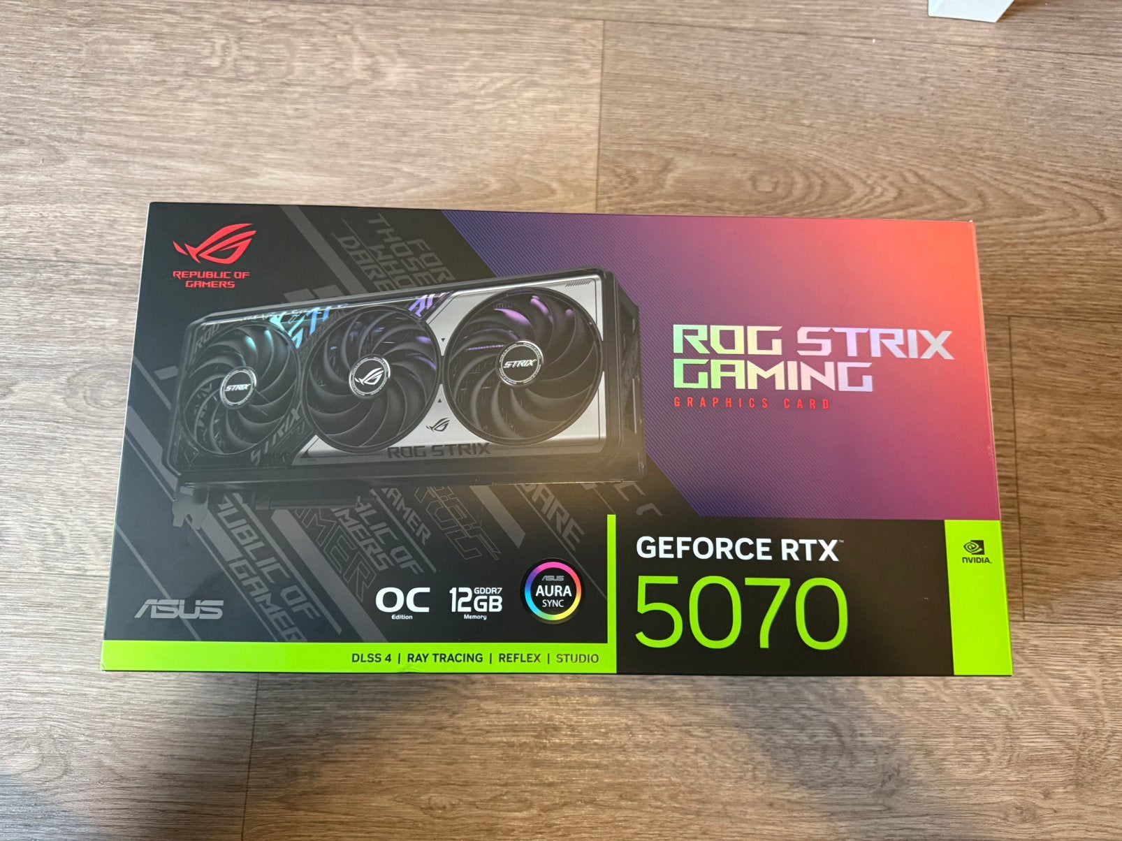 RTX 5070 ASUS ROG STRIX 12GB, GDDR6, Ophalen of Verzenden, Zo goed als nieuw, HDMI