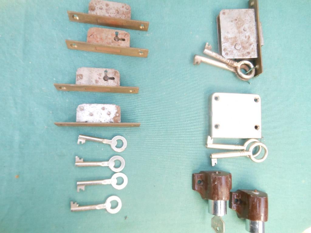 kast slotjes/grepen, Antiek en Kunst, Ophalen