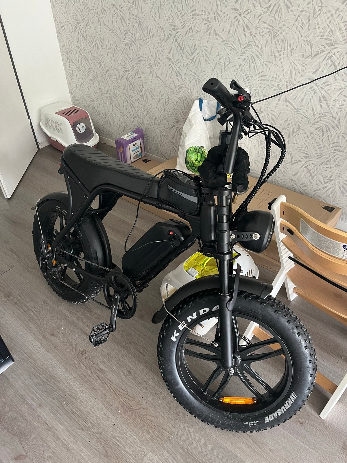 Stoere Fatbike v8 - Zo goed als nieuw, Zo goed als nieuw, 51 tot 55 cm, 30 tot 50 km per accu, Ophalen