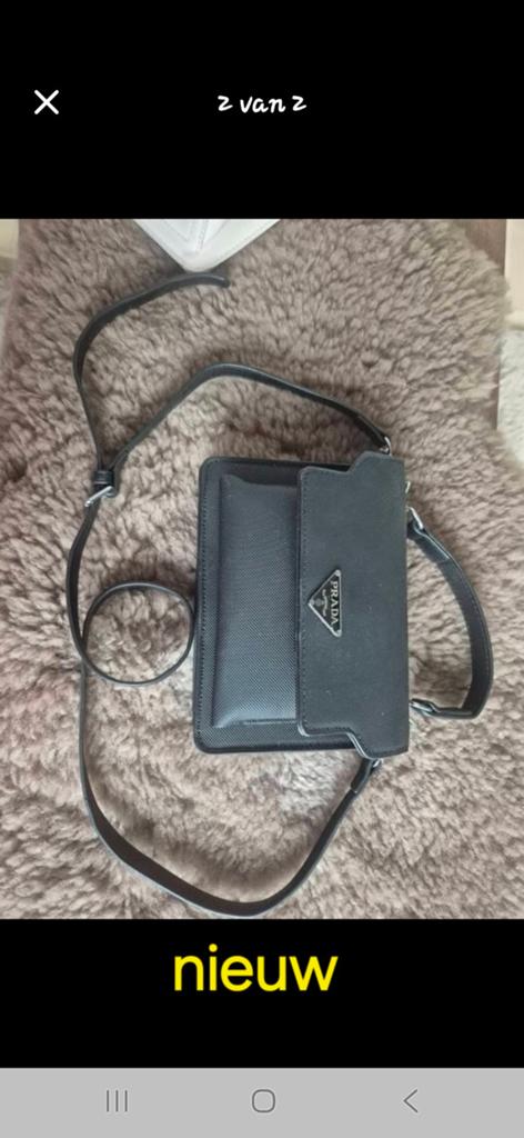 2 Nieuwe Prada Schoudertasjes - Wit en Zwart, Sieraden, Tassen en Uiterlijk, Tassen | Damestassen, Ophalen of Verzenden, Nieuw