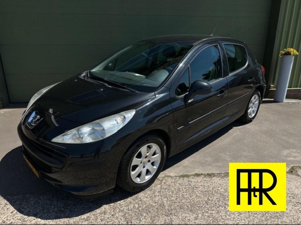 Peugeot 207 1.4 VTI Cool 'n Blue, Voorwielaandrijving, Gebruikt, 1153 kg, Zwart