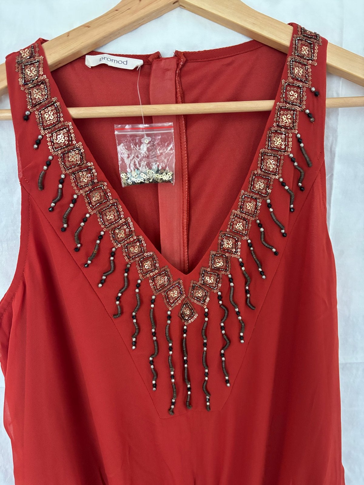 Nieuwe Promod Jumpsuit Rood met Kralen Maat 40, Kleding | Dames, Ophalen of Verzenden, Nieuw, Maat 38/40 (M), Rood