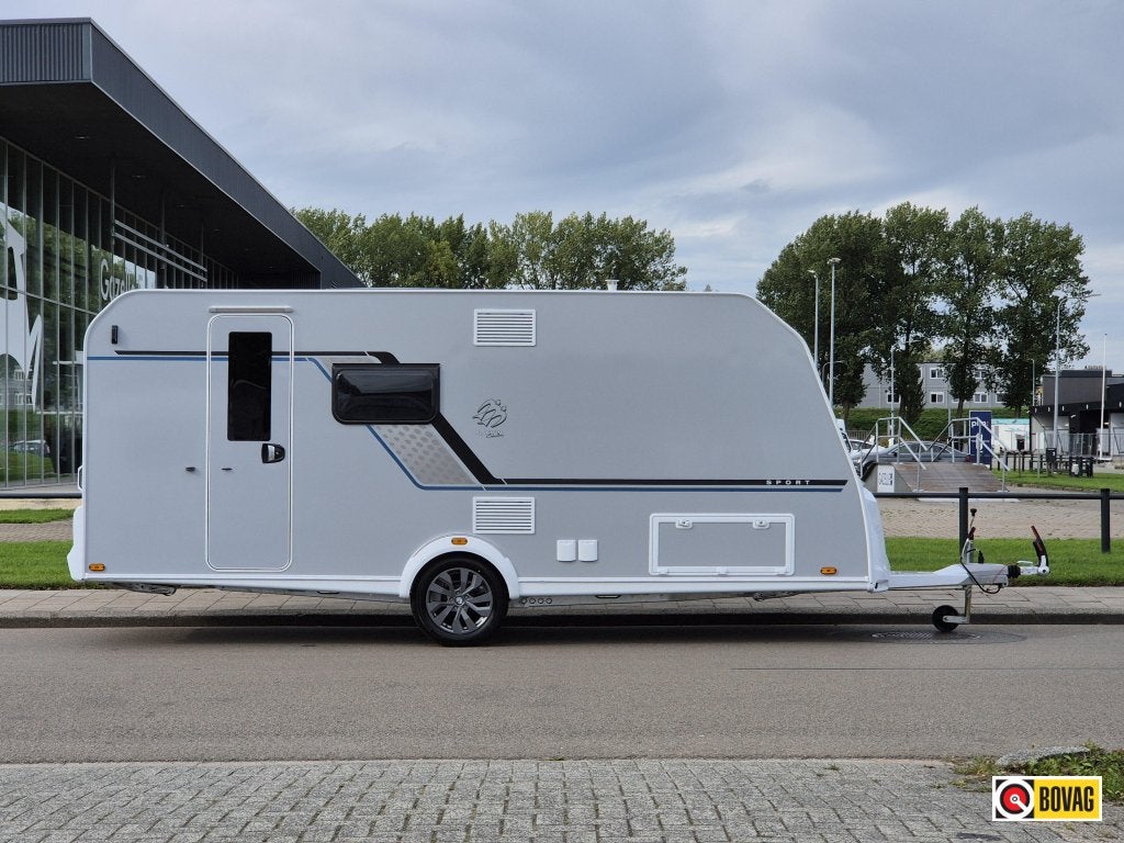 Knaus Sport Platinum 500 QDK Stapelbed en garagedeur, Bedrijf, Treinzit, Dwarsbed, 6 tot 7 meter