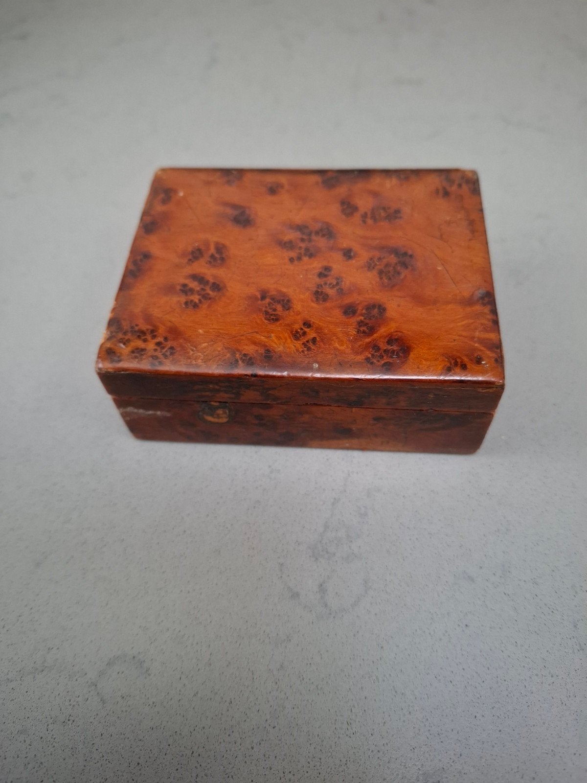 Antiek houten doosje met wortelnoten fineer, Ophalen of Verzenden