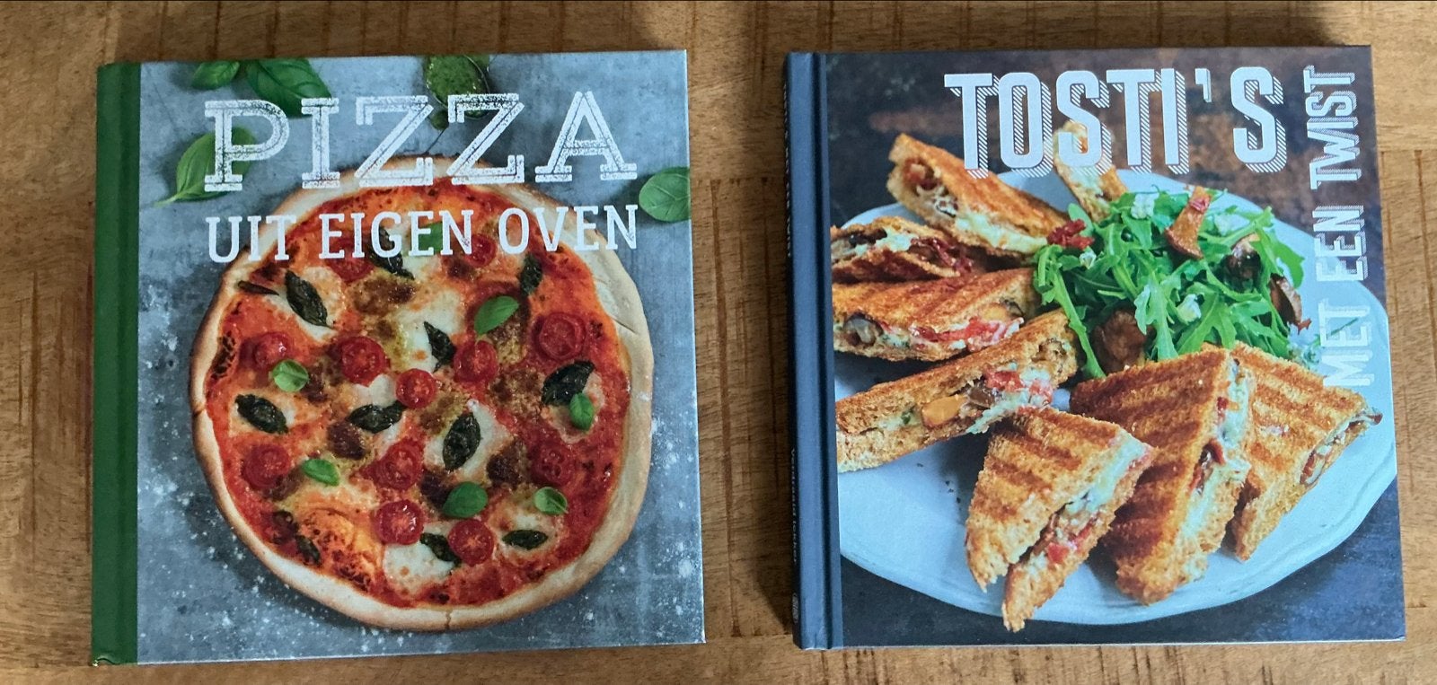 Kookboeken: Pizza uit eigen oven & Tosti's met een twist, Boeken, Kookboeken, Ophalen, Zo goed als nieuw, Europa, Hoofdgerechten