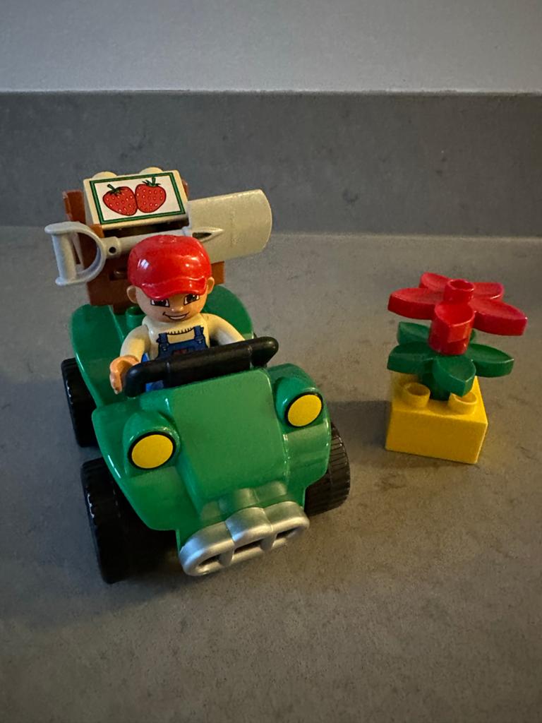 Duplo boerderij quad met boer en aardbeien - set 5645, Inclusief minifiguren, Ophalen of Verzenden, Zo goed als nieuw, Duplo
