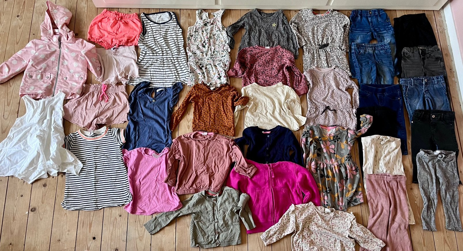 Meisjeskleding pakket maat 86-92 meisje, Kinderen en Baby's, Babykleding | Baby-kledingpakketten, Ophalen of Verzenden, Gebruikt