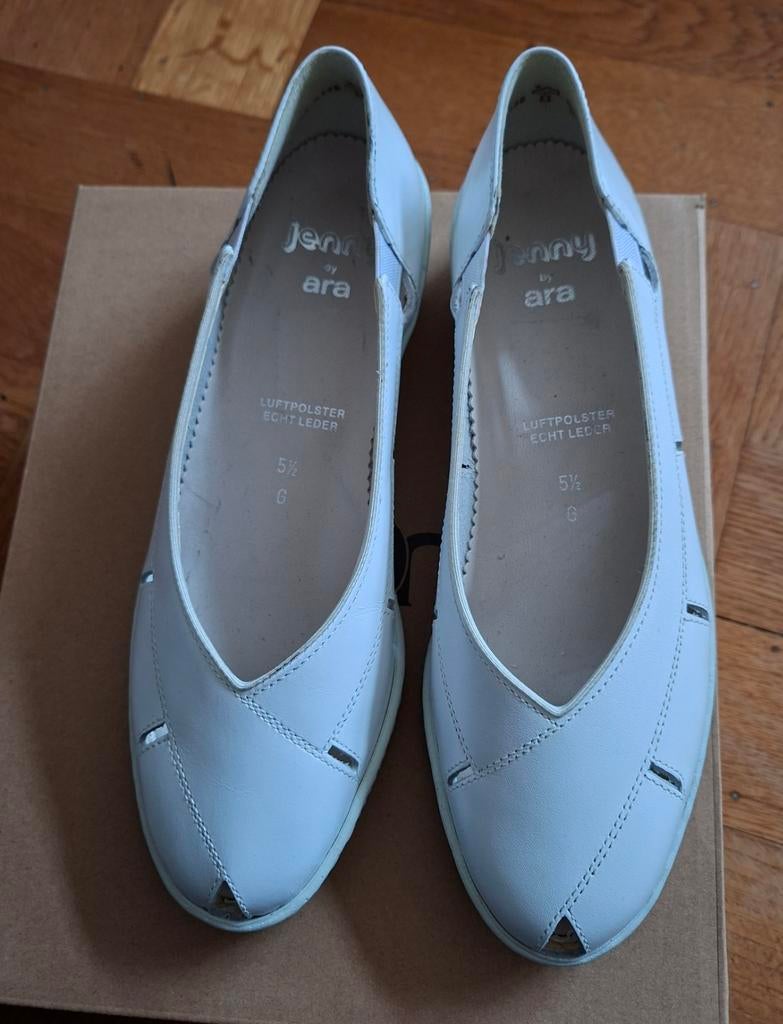 Witte leren zomerschoenen van Ara, mt 38,5, Kleding | Dames, Grote Maten, Schoenen of Laarzen, Wit, Nieuw, Ophalen of Verzenden