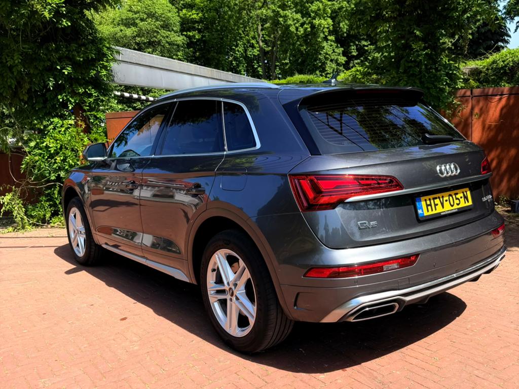 Audi Q5 50 Tfsi e 299pk S Tronic Quattro 2021 S-LINE, Auto's, Audi, Automaat, Zwart, Plug-in hybride, Vierwielaandrijving