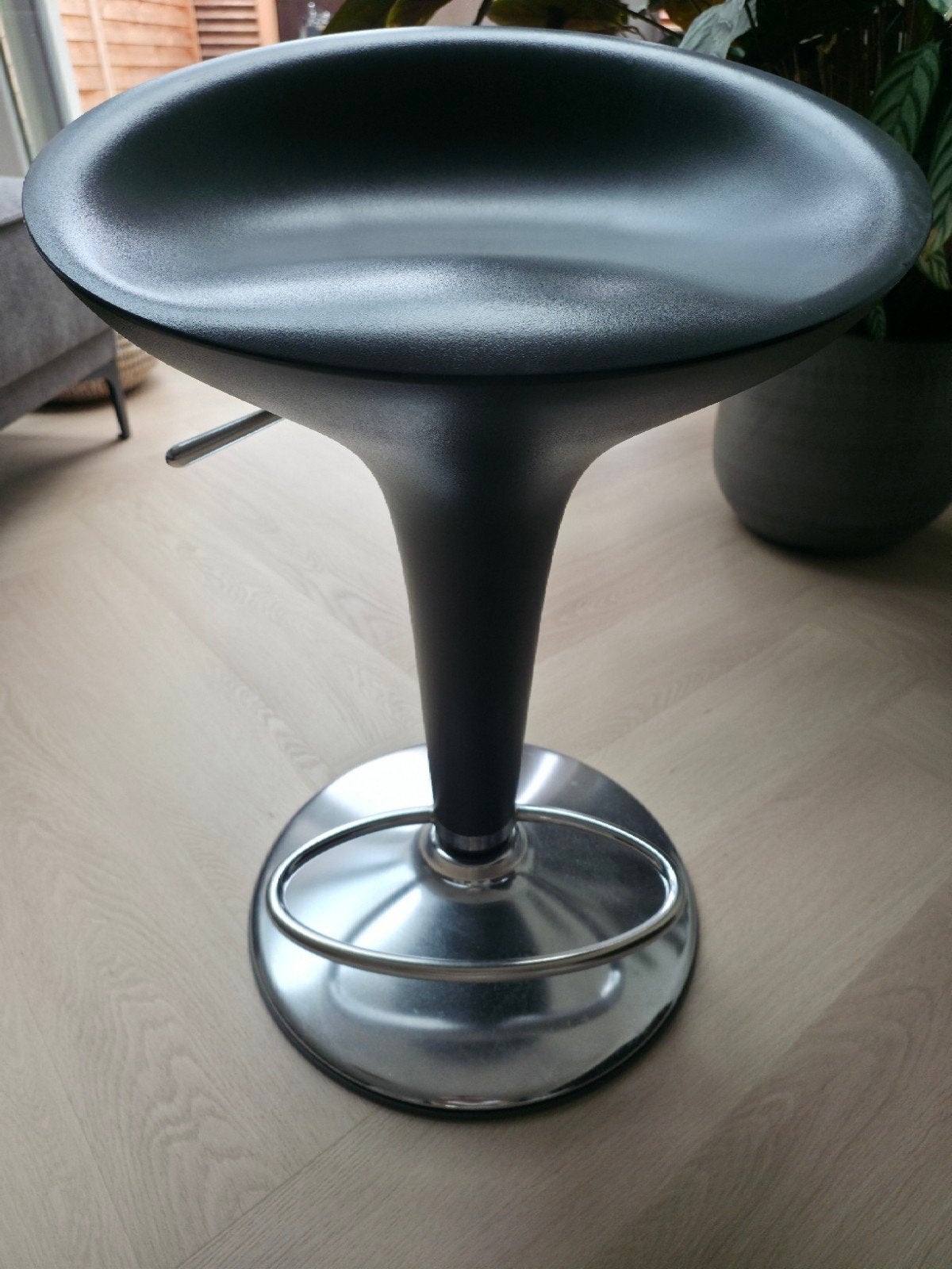 Magis Bombo kruk grijs, Ophalen, Gebruikt, 60 tot 90 cm, In hoogte verstelbaar