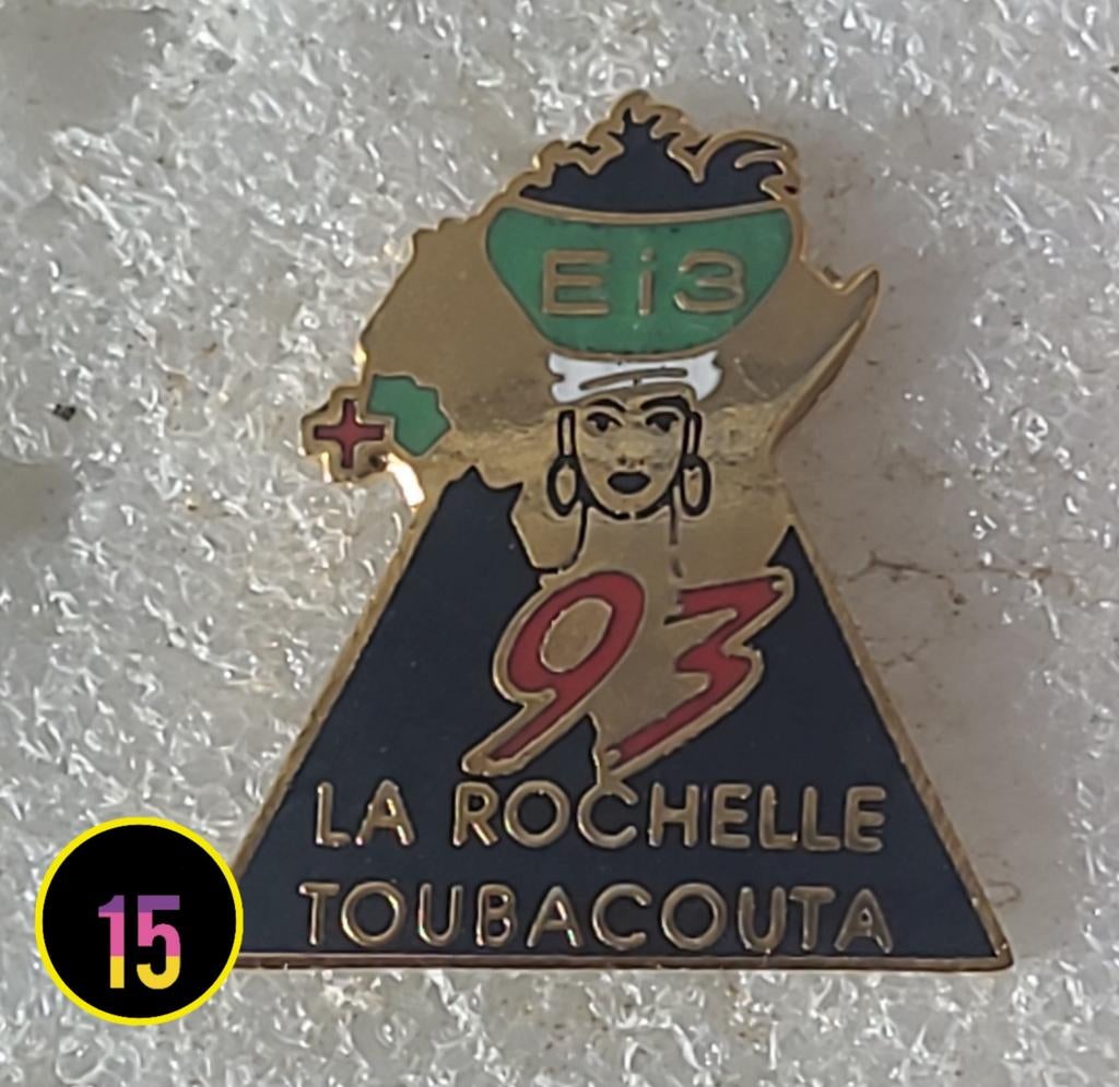 Pin La Rochelle Toubacouta 93, Verzenden, Gebruikt, Stad of Land, Speldje of Pin