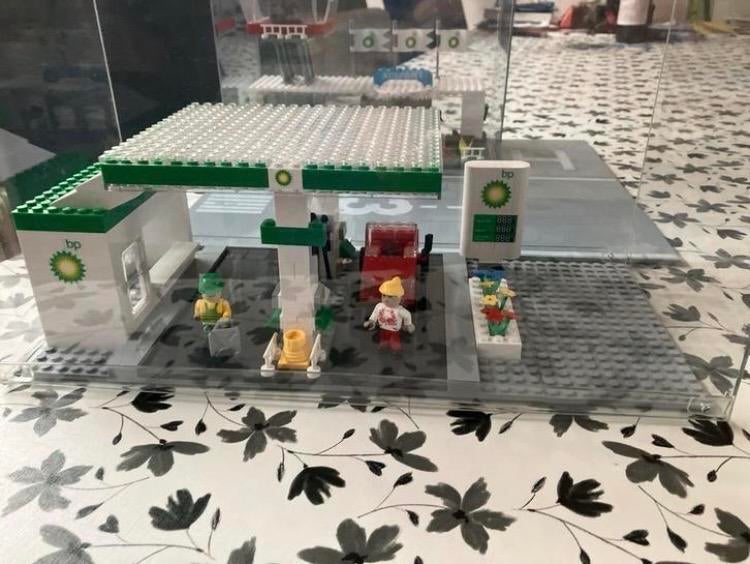 BP Vliegveld & Tankstation Set in Display Kubus, Ophalen, Nieuw, Complete set