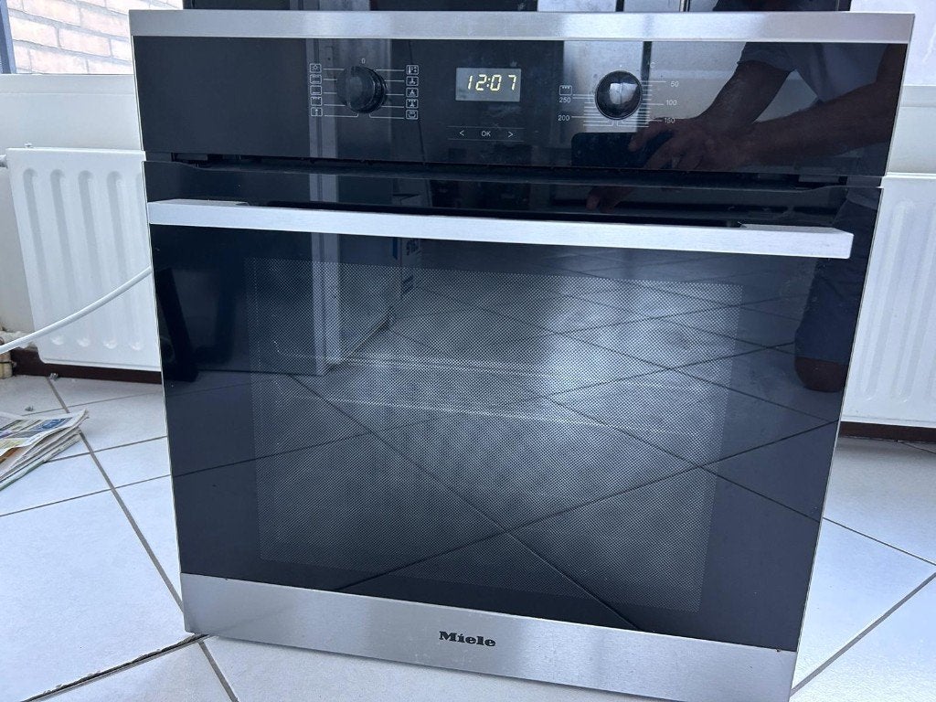 Miele inbouw heteluchtoven, Ophalen, Gebruikt, Hete lucht, Heteluchtoven