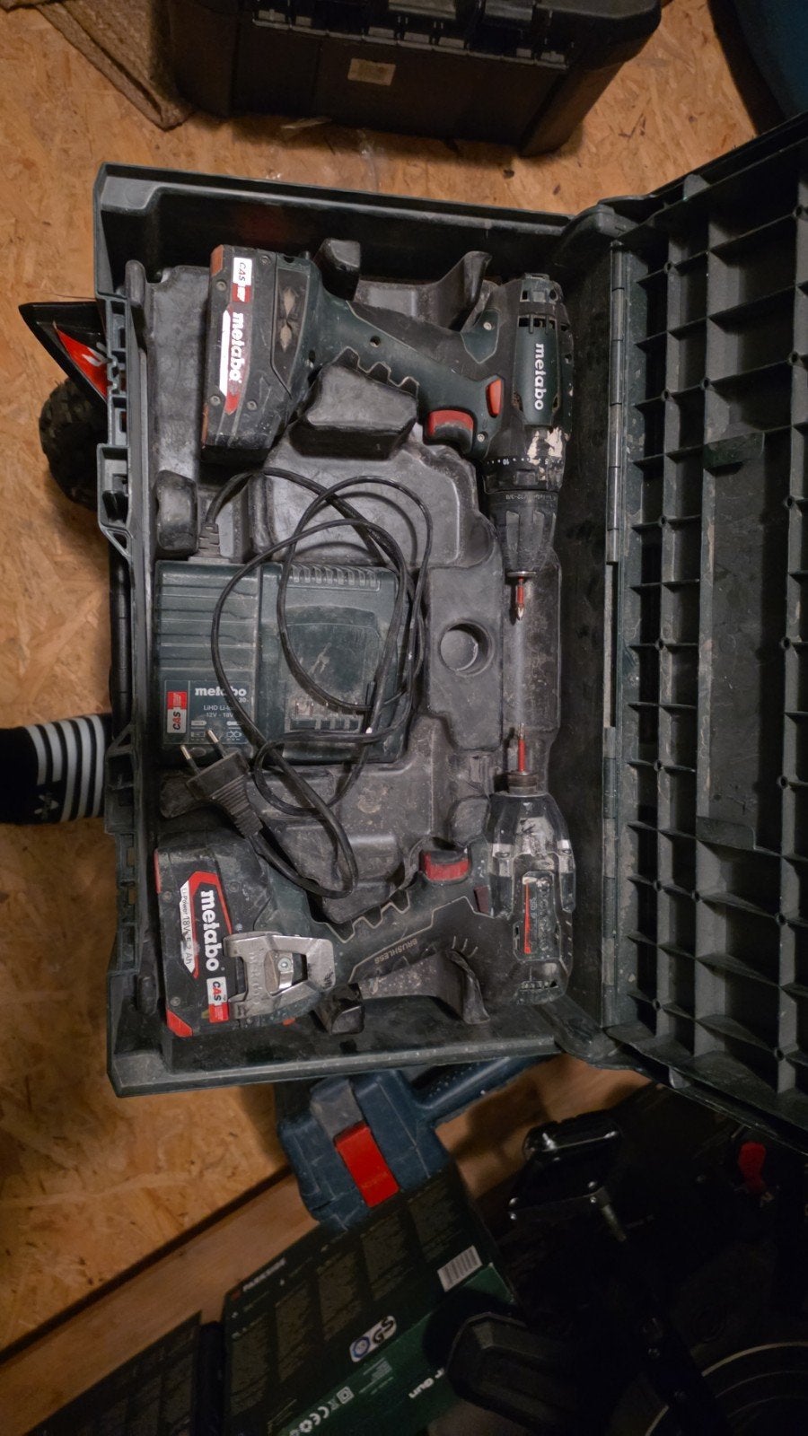 Metabo STE 70 Decoupeerzaag en Accuboormachine Set, Gebruikt, Ophalen of Verzenden, Minder dan 400 watt, Klopboormechanisme