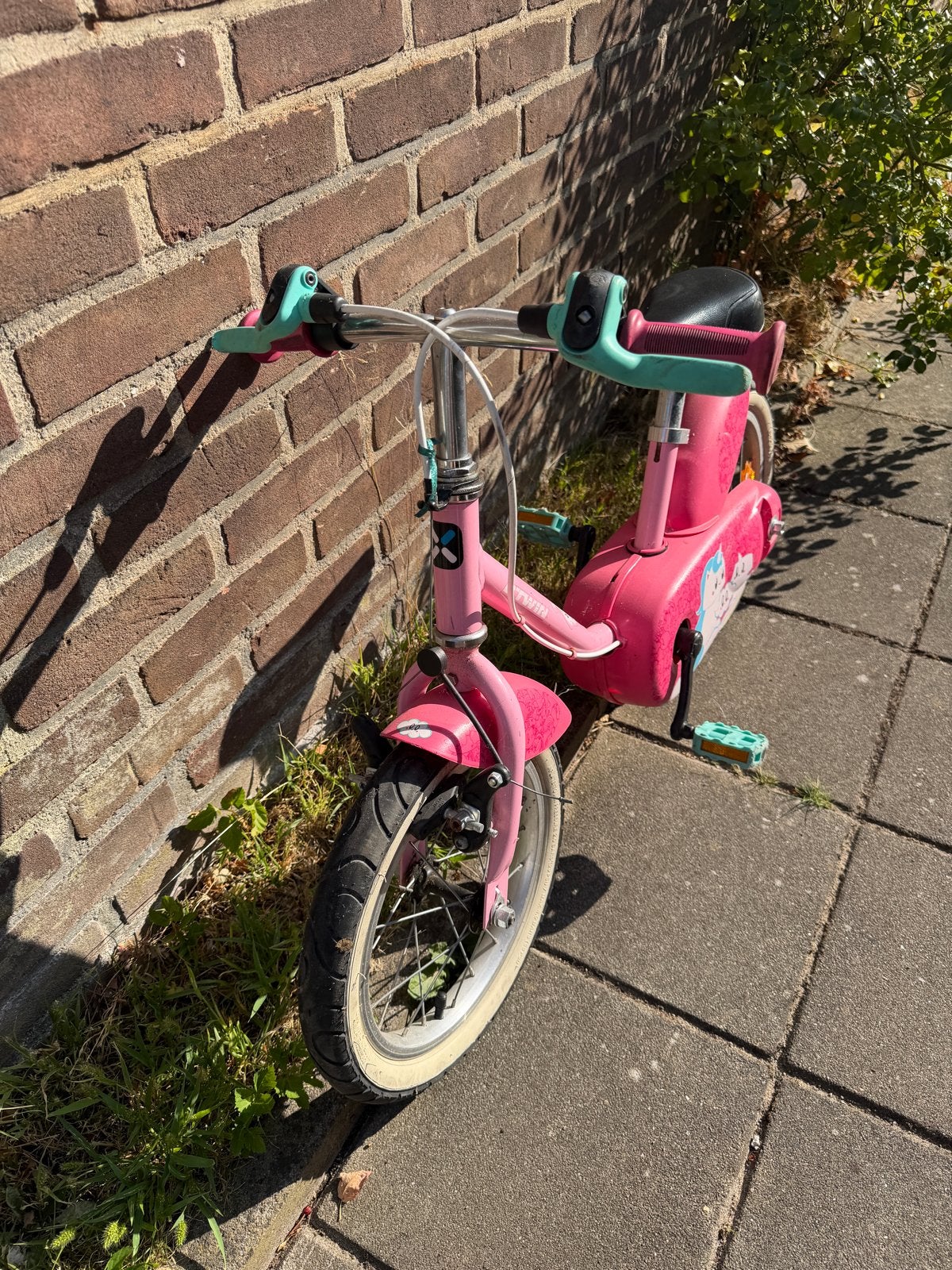B'Twin kinderfiets 14 inch roze - Perfect om te leren fietse, Ophalen, Gebruikt, Velgrem, 16 tot 20 inch