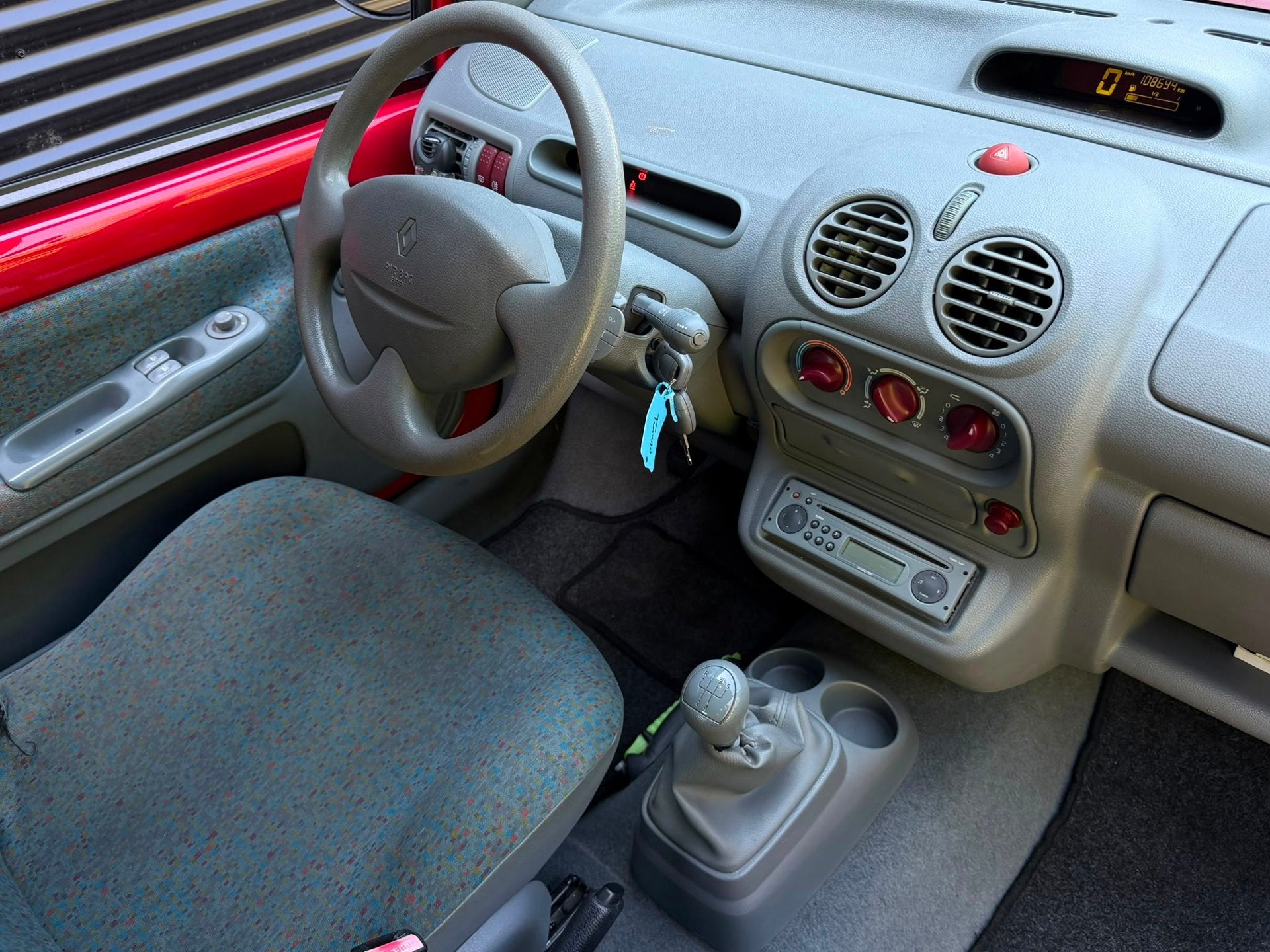 Renault Twingo 1.2 Emotion|stuurbekrachteging|elektrische ra, Gebruikt, Origineel Nederlands, Bedrijf, Handgeschakeld