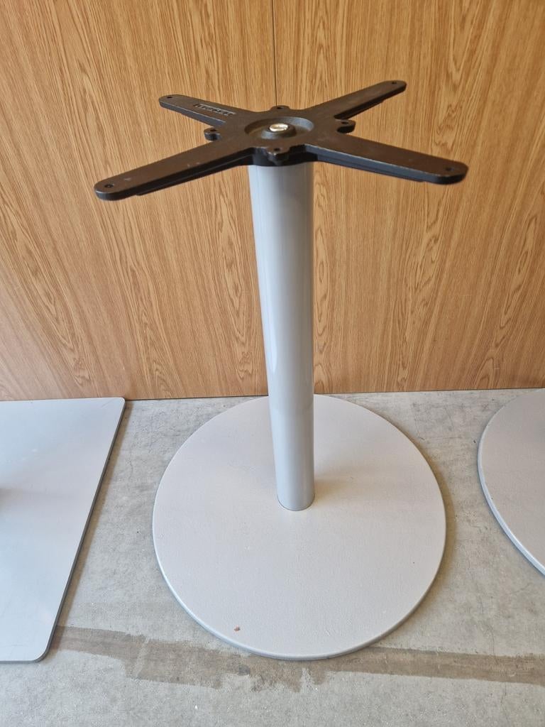 Onderstel Terrastafel (nieuw), Ophalen, Tafelpoot, 50 tot 100 cm, Nieuw