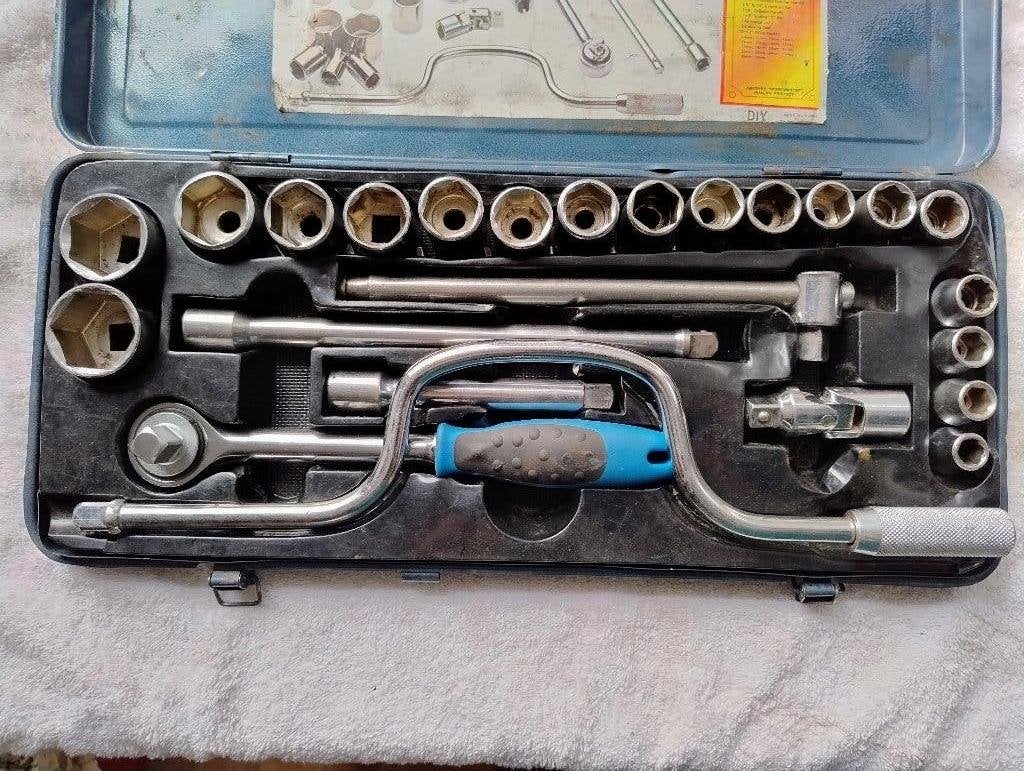 doppendoos compleet dop 10 t/m 24 27 en 30 en 32, Doe-het-zelf en Verbouw, Ophalen of Verzenden, Gebruikt, Gereedschapsset, Overige merken