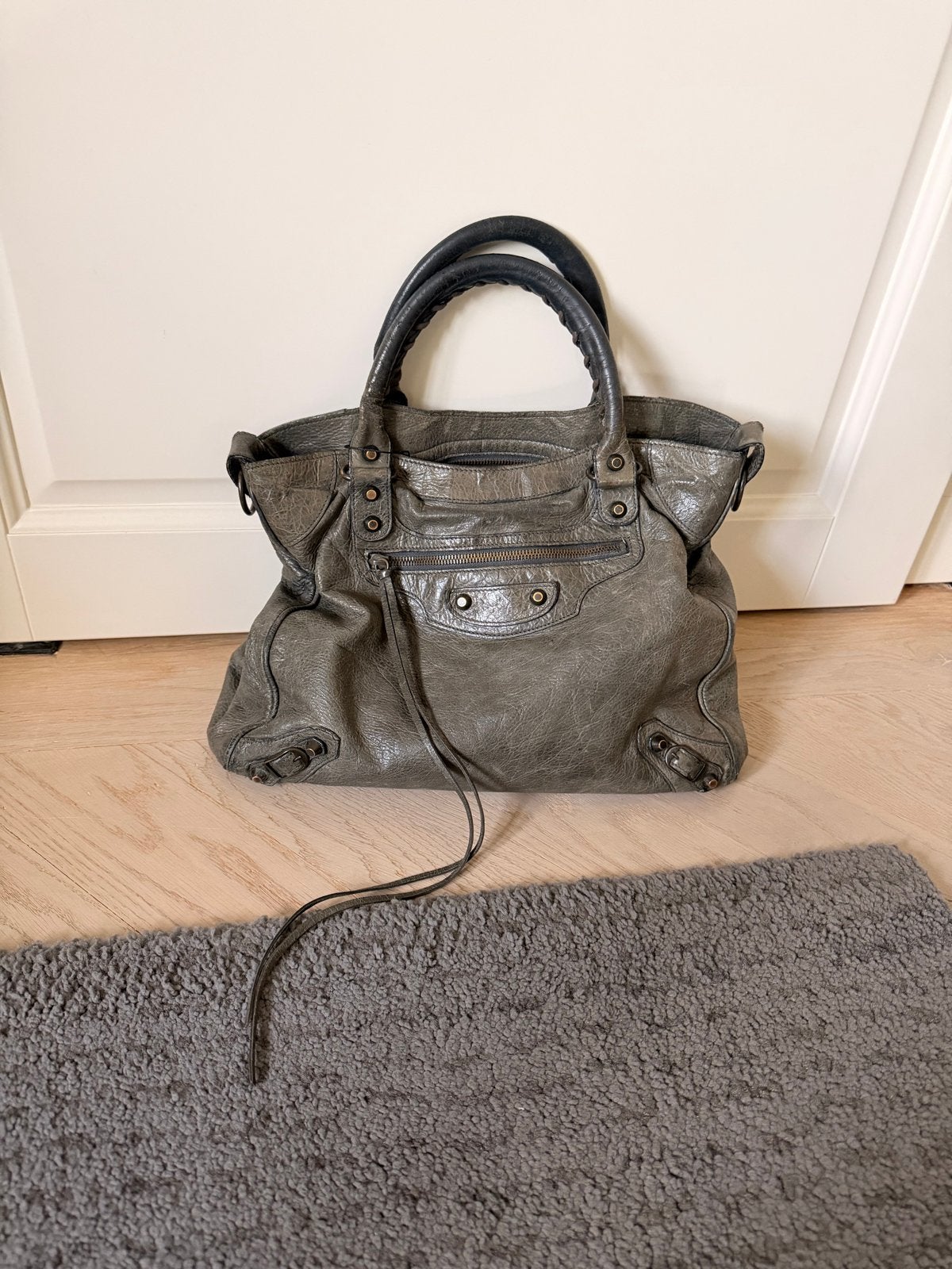 Balenciaga Le City Moto Bag vintage Grijs khaki leer medium, Ophalen of Verzenden, Gebruikt, Grijs, Handtas