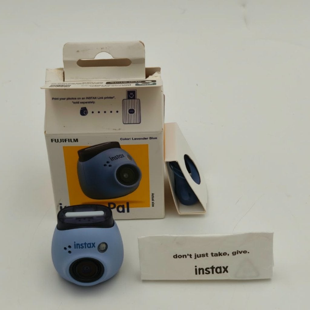 FUJIFILM instax Pal™ mini camera - Lavendel Blauw - Nieuw, Fujifilm, Nieuw, Support@fujifilm.com, FUJIFILM Corporation
7-3 Akasaka 9-chome
Minato-ku, Tokyo 107-0052
Japan