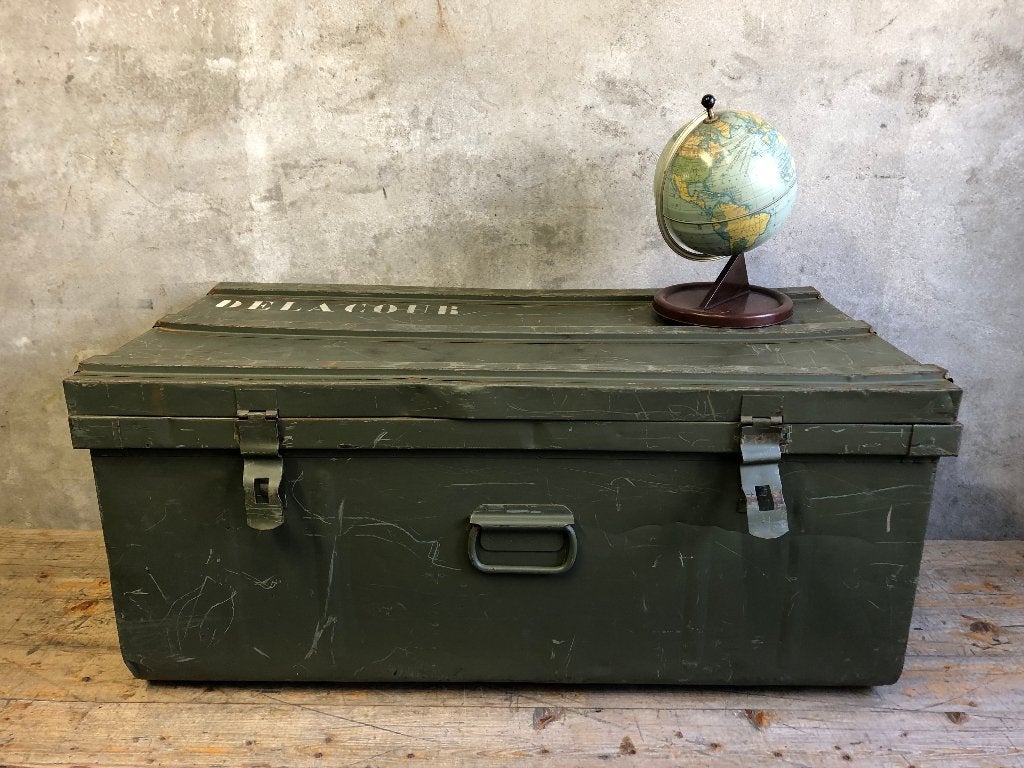Grote vintage industriele metalen stalen kist uit Frankrijk, Ophalen, Minder dan 50 cm, Gebruikt, 50 tot 100 cm