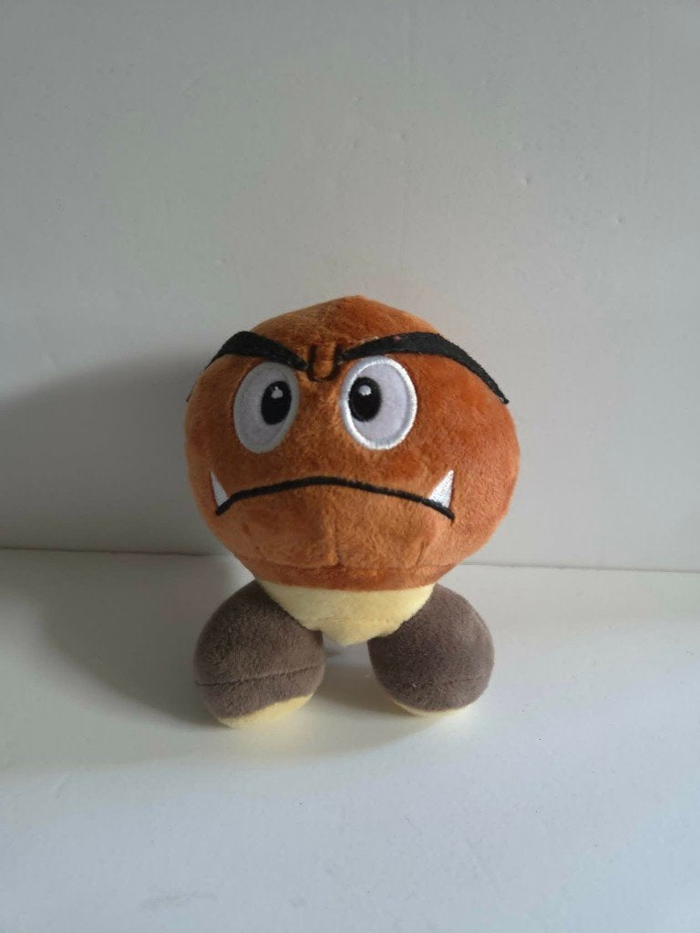 Knuffel - Super Mario - Goomba, Ophalen of Verzenden, Zo goed als nieuw, Overige typen