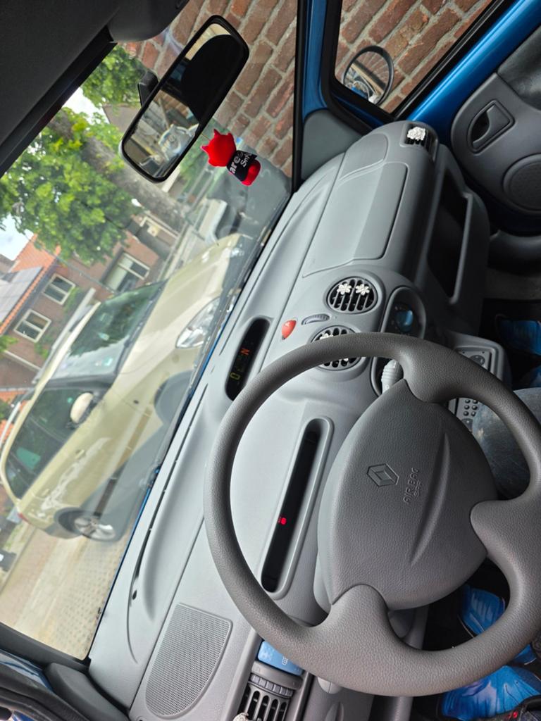 Renault Twingo 1.2 16V Quickshift E4 2006 Blauw, Auto's, Renault, Twingo, 600 kg, 4 cilinders, Origineel Nederlands