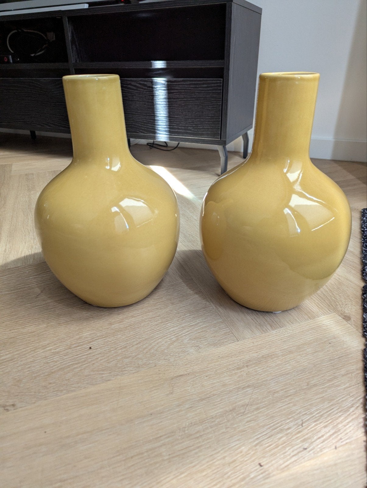 gele vazen, Huis en Inrichting, Woonaccessoires | Vazen, Ophalen