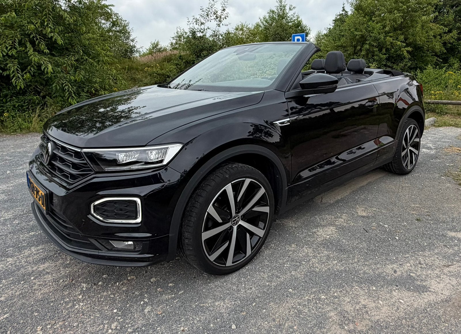 VOLKSWAGEN T-ROC CABRIOLET R-LINE | DSG Automaat | 53.250 KM, Auto's, 4 cilinders, 4 stoelen, Zwart, 14 km/l