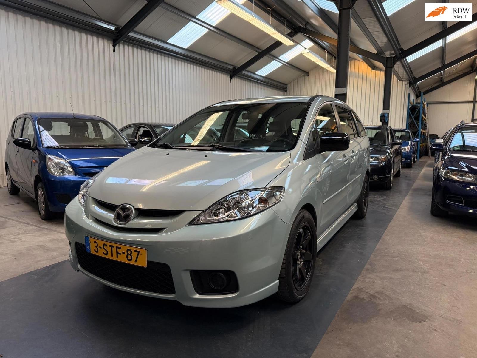 Mazda 5 2.3I automaat young timer, Gebruikt, 1589 kg, 2260 cc, 6 stoelen