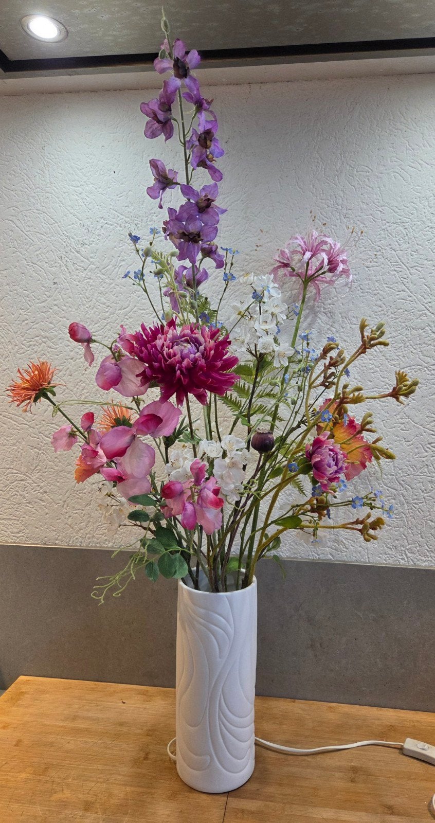 ZGN Silk-ka boeket met mooie kunstbloemen incl vaas lamp, Huis en Inrichting, Ophalen, Silk-ka, Zo goed als nieuw, Boeket