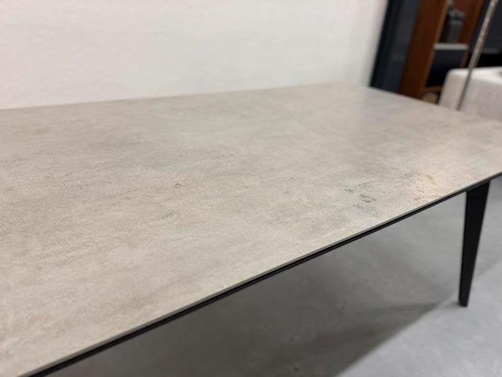 Pode Hux Eettafel Ceramic Concrete Design Tafel 200, Huis en Inrichting, Leolux, 50 tot 100 cm, Info@leolux.nl, 150 tot 200 cm