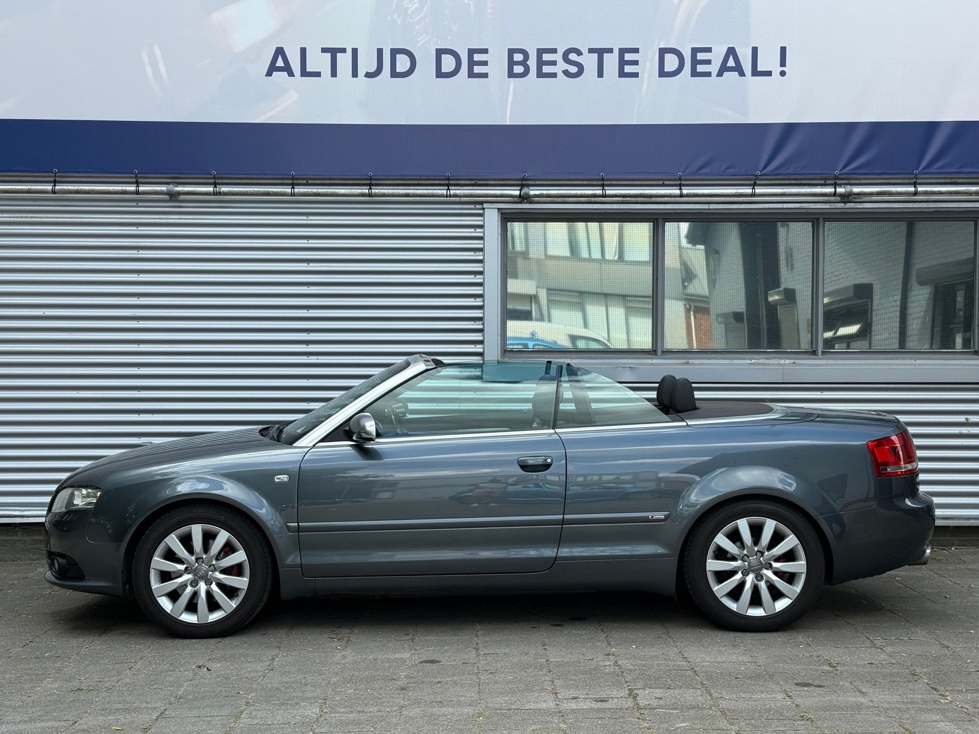 Audi A4 Cabriolet 3.0 V6 quattro Pro Line l Climate l Cruise, Gebruikt, Zwart, Cabriolet, 4 stoelen